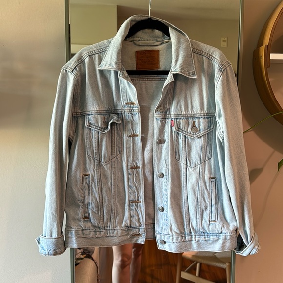 Levi’s Jean jacket - Picture 3 of 6
